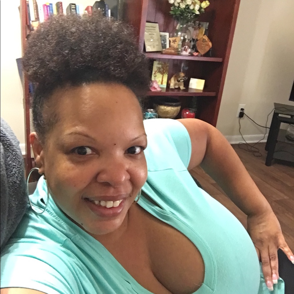 Meet your Posher, Kimberly